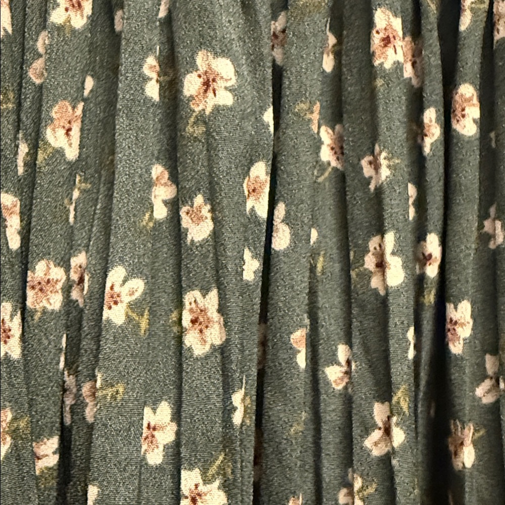 EXLURA Women's Olive Floral Pleated Maxi Skirt - Picture 3 of 8
